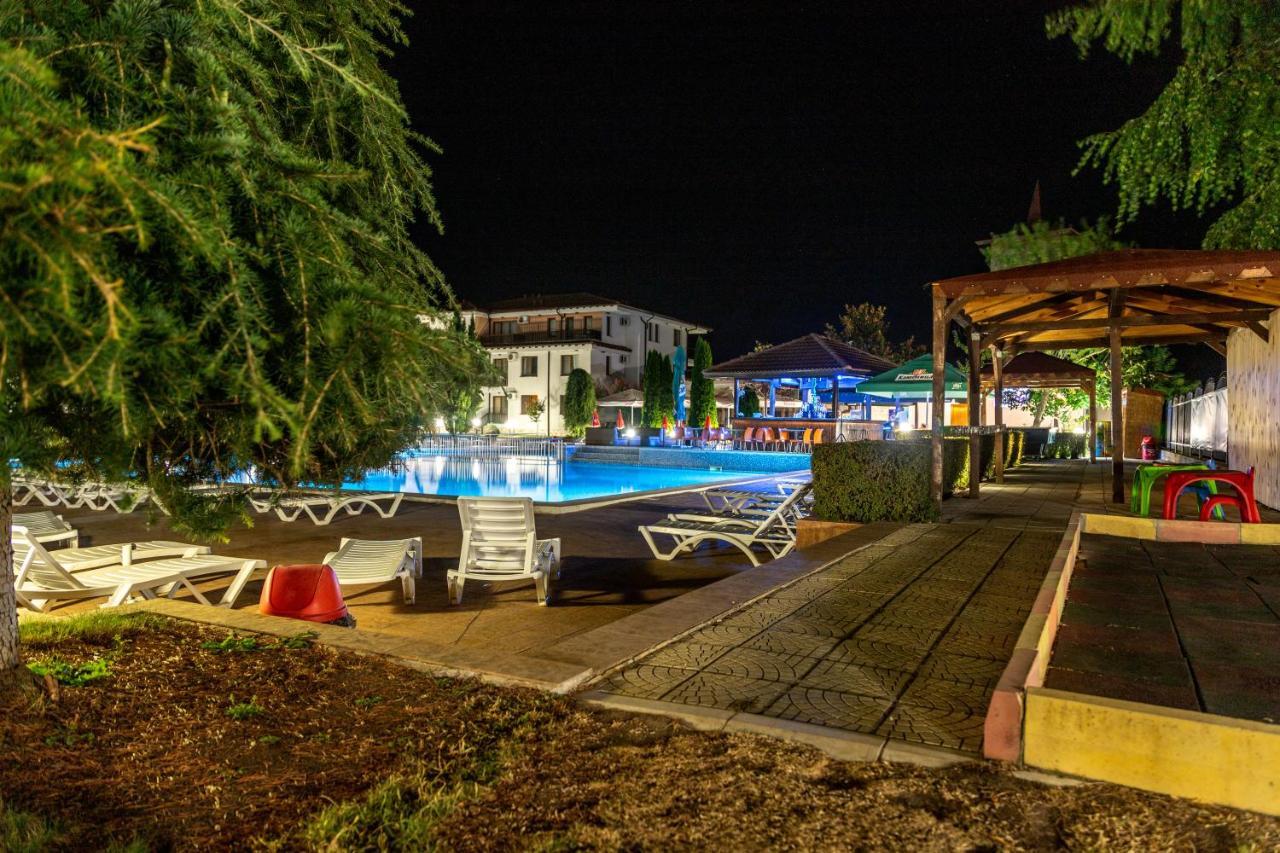 Harmony Hills Kolevi Apartments Rogachevo Exterior foto
